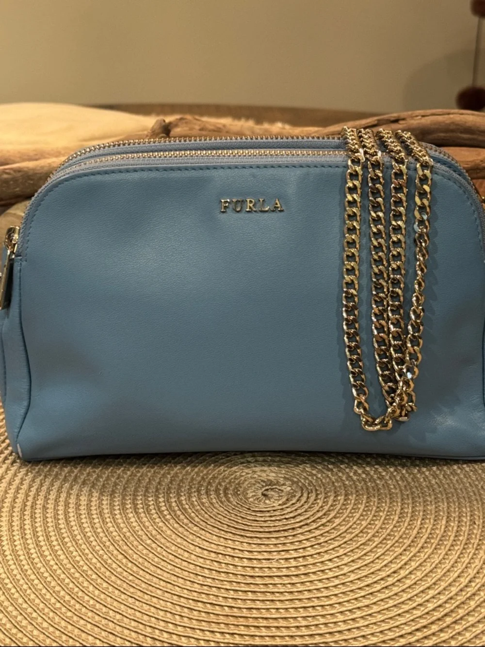 Furla Light Blue Leather Crossbody with Gold Chain - Picture 3 of 13